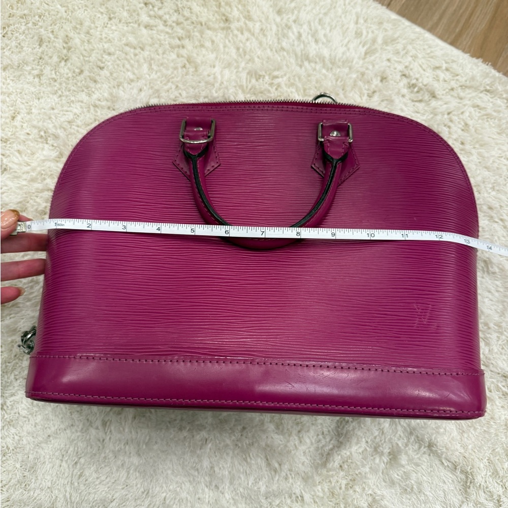 Louis Vuitton Alma PM Epi Leather - Picture 10 of 12
